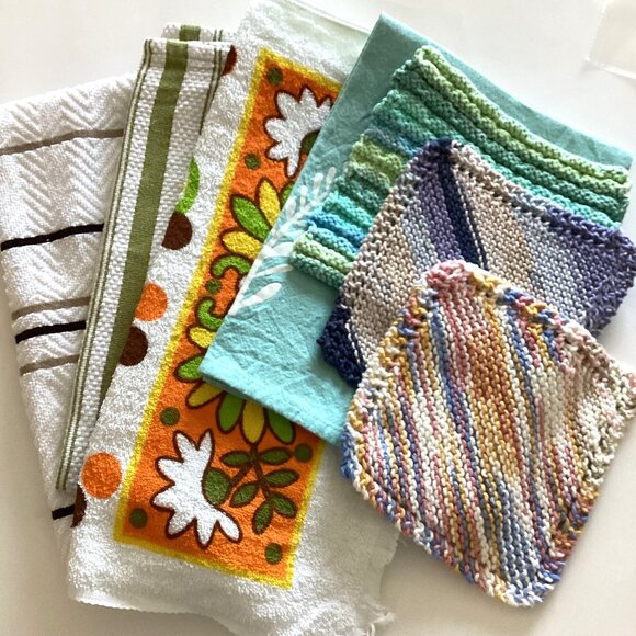 1 Hand Towel 3 Tea Towels + Handmade Crochet Pot Holders Kitchen Linens Cotton - Picture 1 of 9